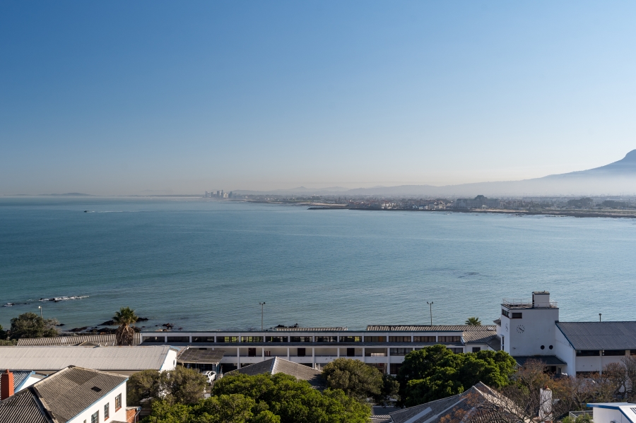 To Let 3 Bedroom Property for Rent in Gordons Bay Village Western Cape